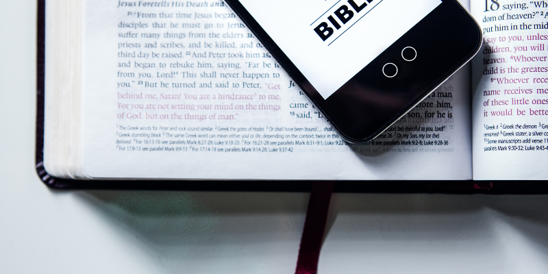 Tudo sobre o Aplicativo YouVersion Bíblia no Celular